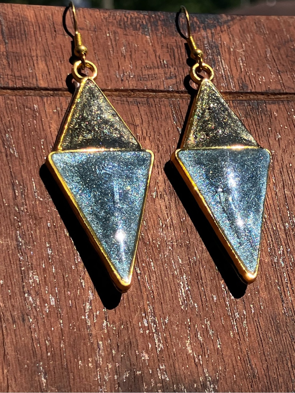 Forest greens multi triangle-earrings - Picture 4 of 6